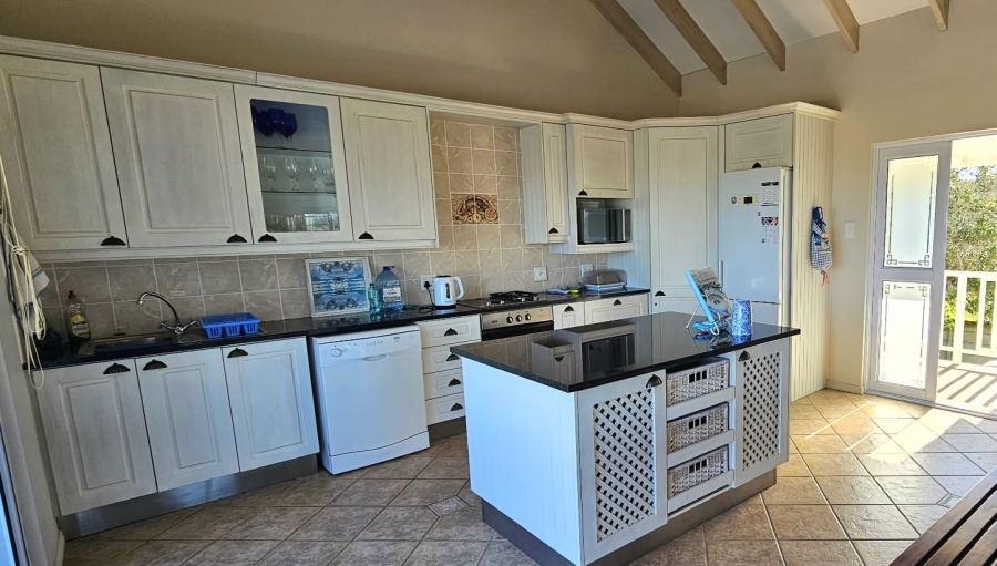 3 Bedroom Property for Sale in Franskraal Western Cape